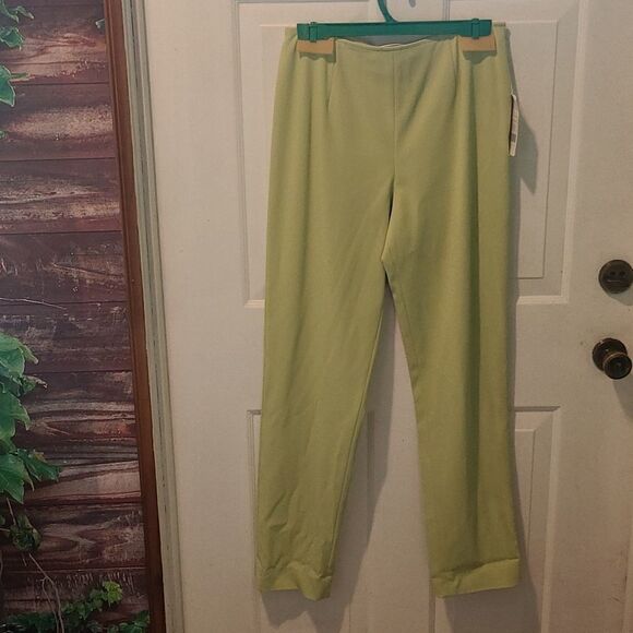 Size 10 Carlisle Lime Green Slacks - Picture 5 of 8